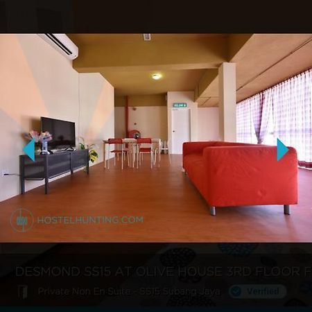 Olivehouse Ss15 Albergue Subang Jaya Exterior foto